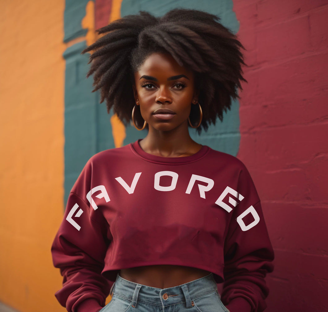 FAVORED CROP TOP SWEATSHIRT